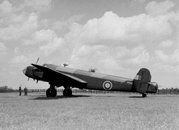 Halifax II Series 1A HR861, mai 1943