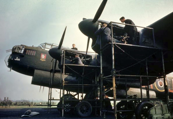Lancaster 101-J, J-Joe, 4 mai 1943