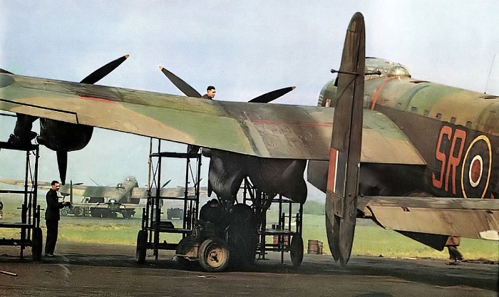 Lancaster 101-J, J-Joe, 4 mai 1943