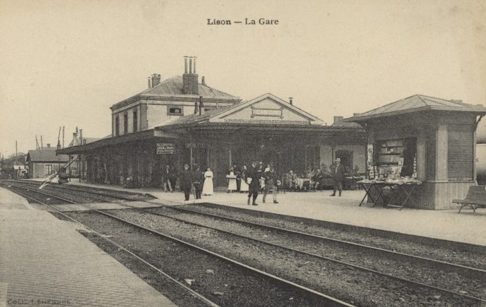 Carte postale : Lison - La gare Carte postale : Lison - La gare